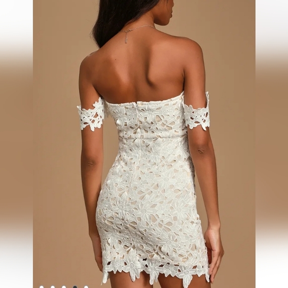 Lulu’s Venice Vila Lace Dress. NEW - Picture 8 of 12